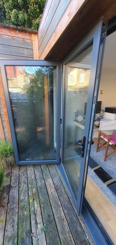 Damaged bifold door repair Walthamstow E17